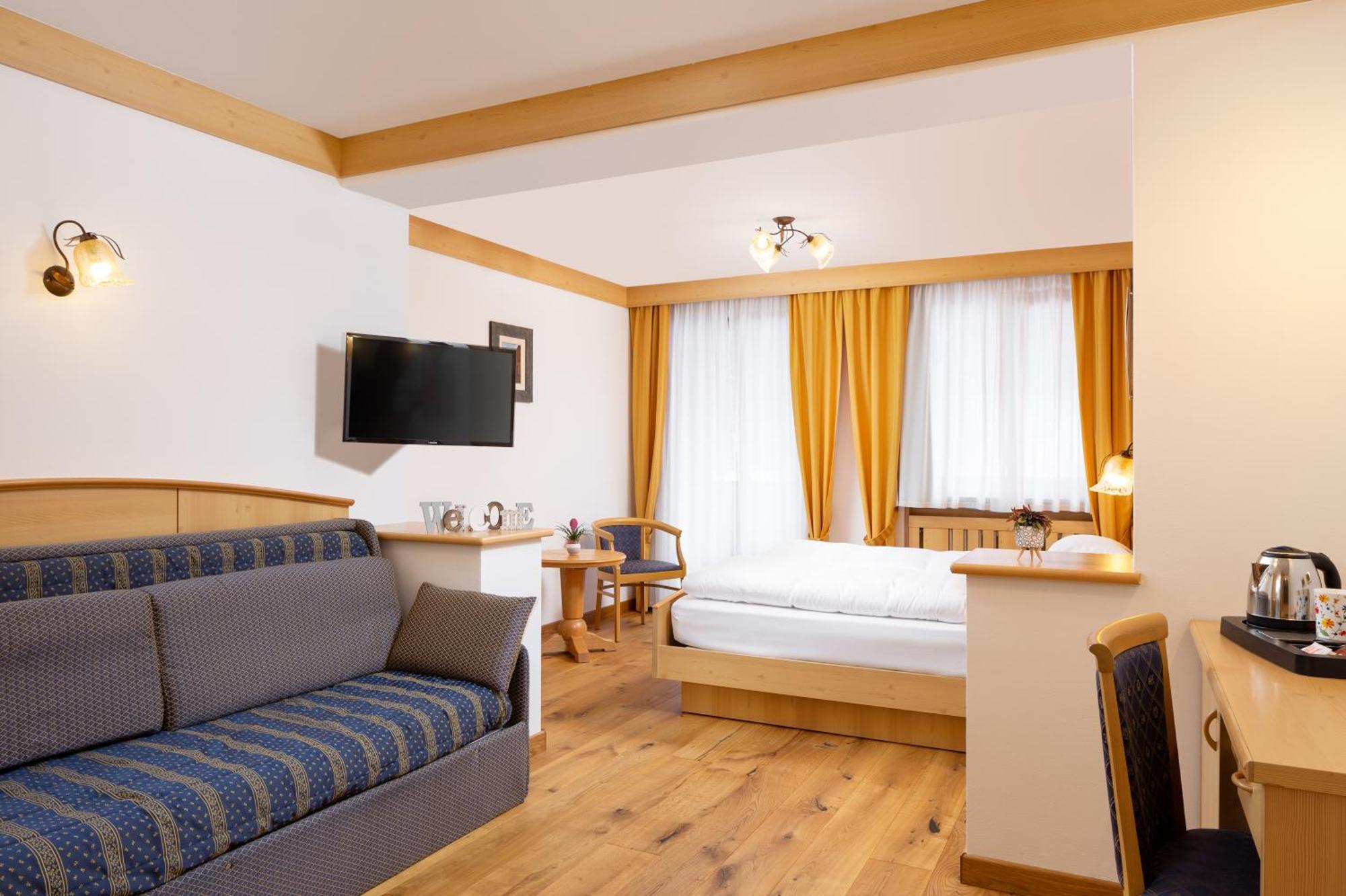 Hotel Pareda 卡纳泽伊 外观 照片